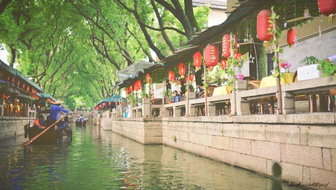 解密吉鹿力问答社区,发现我个人觉得胡歌长得特别丑,大家觉得呢?的乐趣!